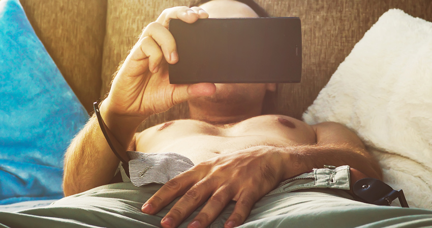 Cybersex-Gefahren: Ist das virtuelle Poppen ungesund? - cybersex.de